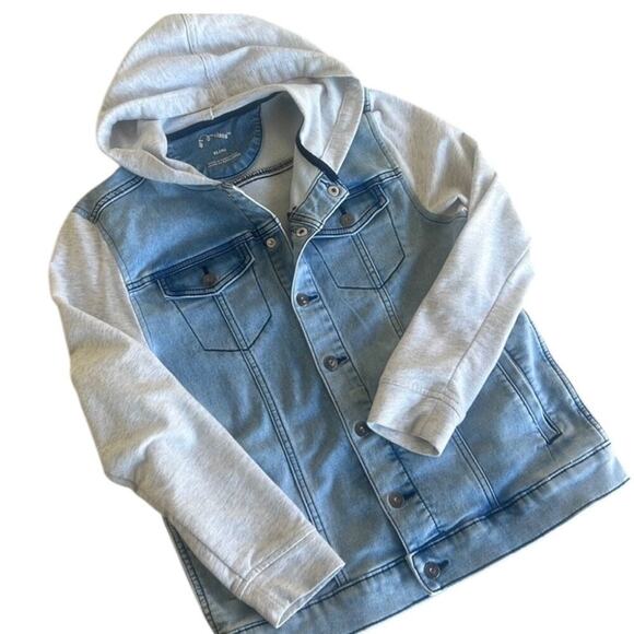Art Class Light Wash Unisex Denim Button Down Jean Jacket w/ Sweatshirt Hood - Picture 7 of 15